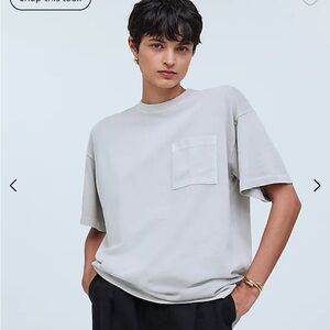 New with tags Madewell Garment-Dyed Oversized Pocket Tee.